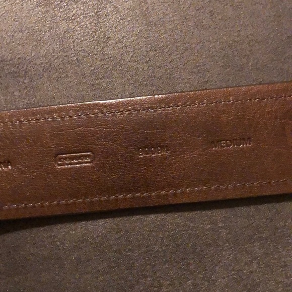 Signature buckle Coach belt size M - Picture 3 of 4